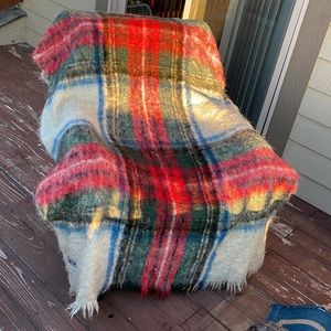 Glen Cree Mills LtD Galloway Scotland 100% mohair throw blanket. Plaid